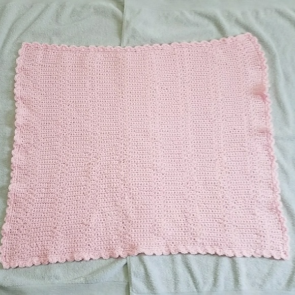 crochet pink baby blanket